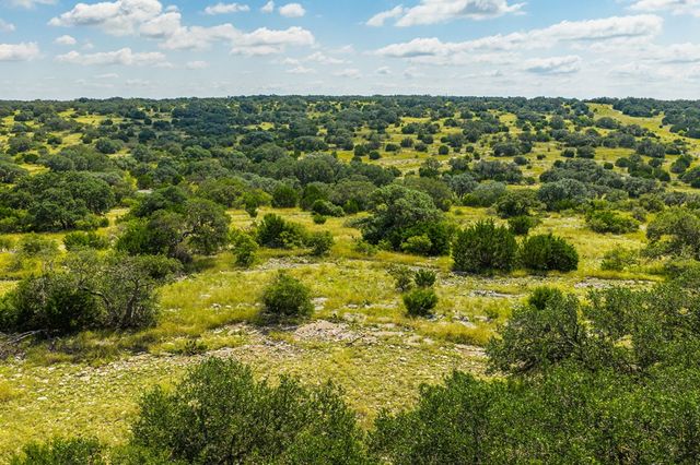 12995 Hackberry Rd, Rocksprings, TX 78880