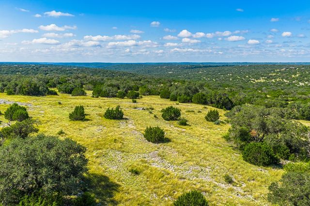 12995 Hackberry Rd, Rocksprings, TX 78880