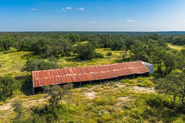 12995 Hackberry Rd, Rocksprings, TX 78880