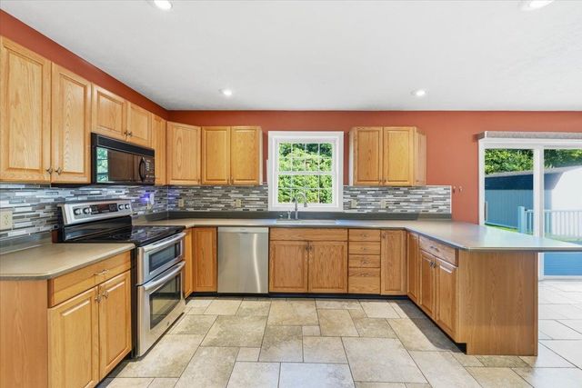 15 Manley Road, Milton, VT 05468
