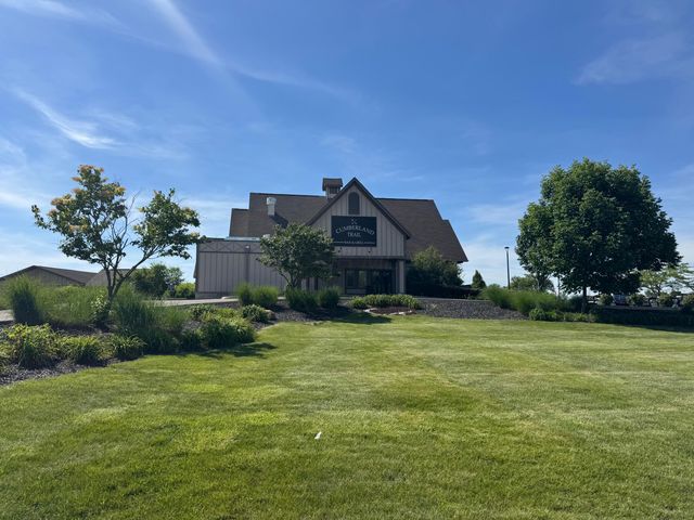 136 Halcyon Drive, Pataskala, OH 43062