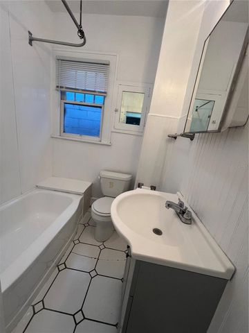 1300 DR MARTIN LUTHER KING JR STREET S, St Petersburg, FL 33701