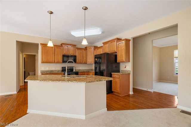 3196 Dunstone Circle, Akron, OH 44312