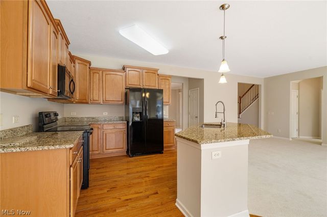 3196 Dunstone Circle, Akron, OH 44312