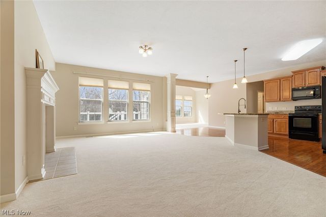 3196 Dunstone Circle, Akron, OH 44312