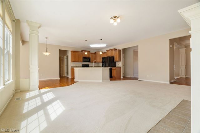 3196 Dunstone Circle, Akron, OH 44312