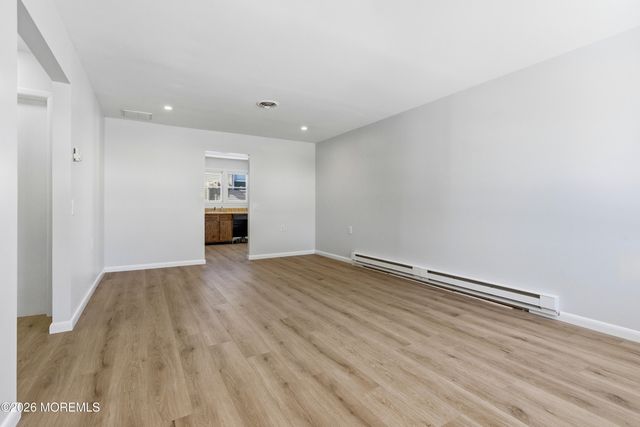 91 Westport Drive 71, Whiting, NJ 08759