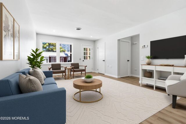 91 Westport Drive 71, Whiting, NJ 08759