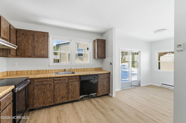 91 Westport Drive 71, Whiting, NJ 08759