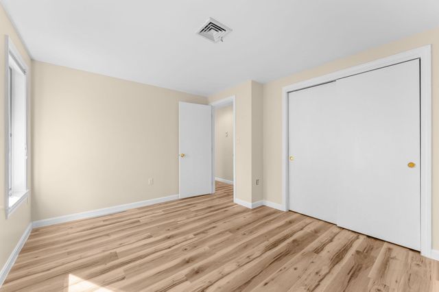 51 Goodnow Ln, Framingham, MA 01702