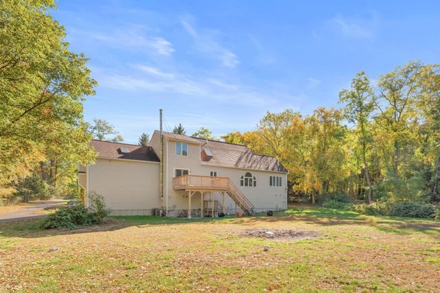 51 Goodnow Ln, Framingham, MA 01702