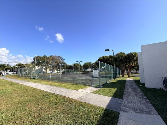 10350 SW 220th St 143, Cutler Bay, FL 33190
