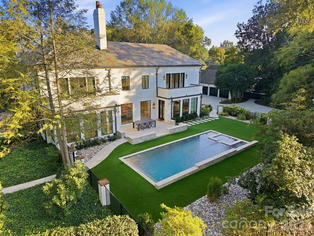 600 Hermitage Road, Charlotte, NC 28207