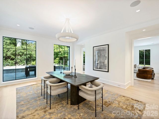 600 Hermitage Road, Charlotte, NC 28207