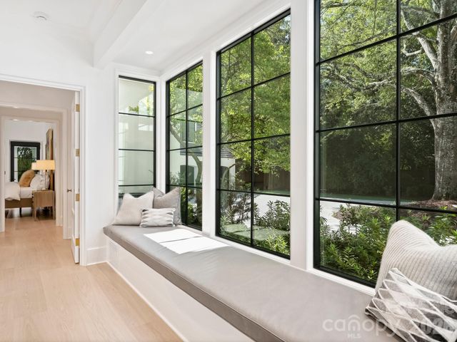 600 Hermitage Road, Charlotte, NC 28207