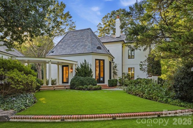 600 Hermitage Road, Charlotte, NC 28207