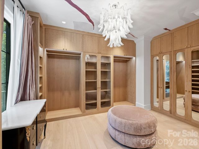 600 Hermitage Road, Charlotte, NC 28207
