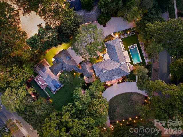 600 Hermitage Road, Charlotte, NC 28207