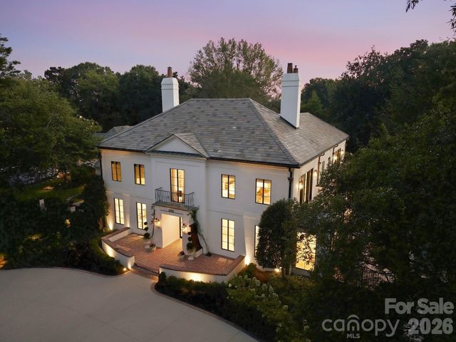 600 Hermitage Road, Charlotte, NC 28207