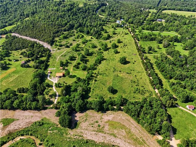 538 Madison 1555, Eureka Springs, AR 72632