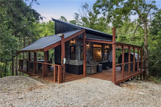 538 Madison 1555, Eureka Springs, AR 72632