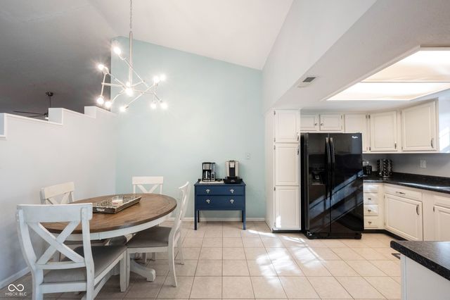 5257 Pine Hill Drive, Noblesville, IN 46062