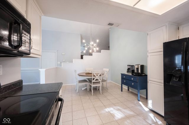 5257 Pine Hill Drive, Noblesville, IN 46062