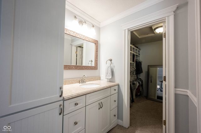 5257 Pine Hill Drive, Noblesville, IN 46062