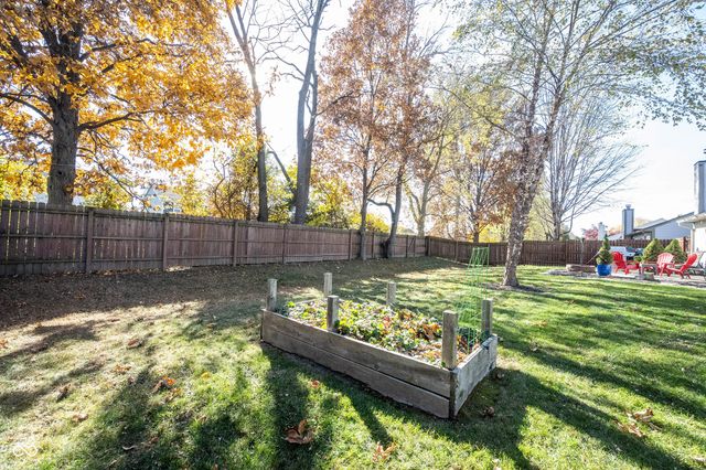 5257 Pine Hill Drive, Noblesville, IN 46062