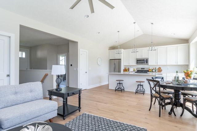 729 Chloe Jane Avenue, Portage, MI 49024