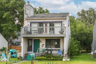 6427 W Reynolds Road, Haslett, MI 48840