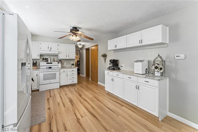 2500 Hume Street NW, North Canton, OH 44720