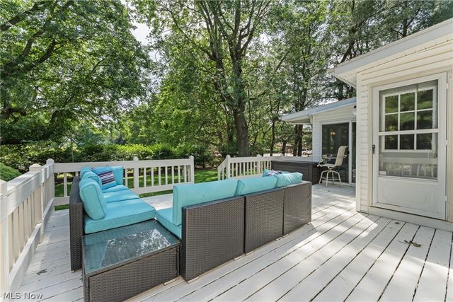 2500 Hume Street NW, North Canton, OH 44720
