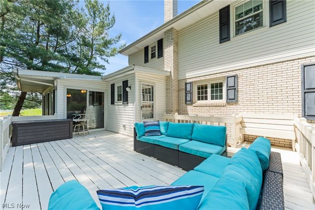2500 Hume Street NW, North Canton, OH 44720