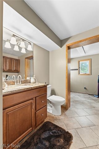 2500 Hume Street NW, North Canton, OH 44720