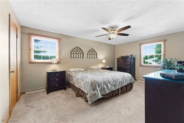 2500 Hume Street NW, North Canton, OH 44720