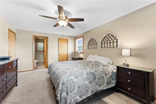 2500 Hume Street NW, North Canton, OH 44720
