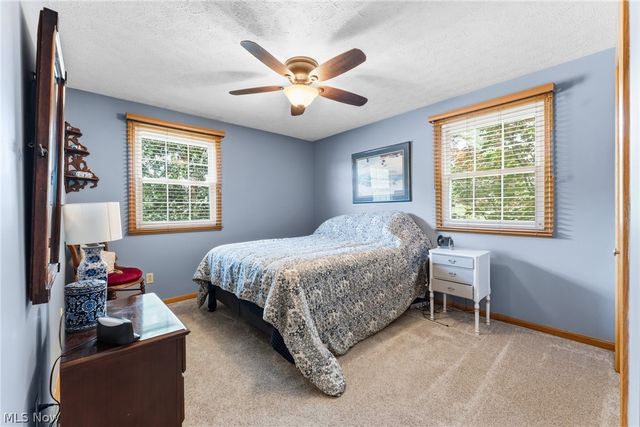 2500 Hume Street NW, North Canton, OH 44720