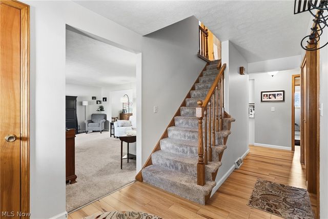 2500 Hume Street NW, North Canton, OH 44720