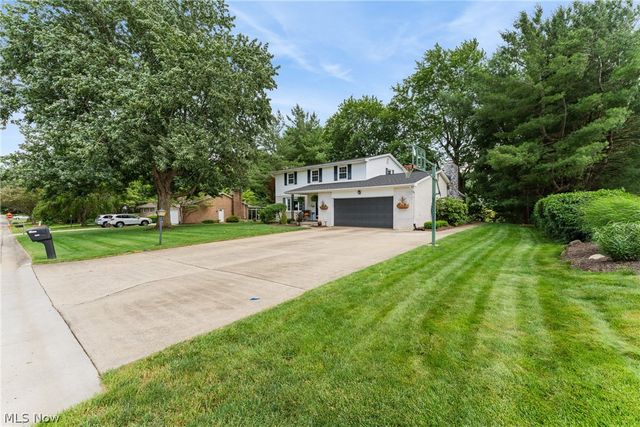2500 Hume Street NW, North Canton, OH 44720