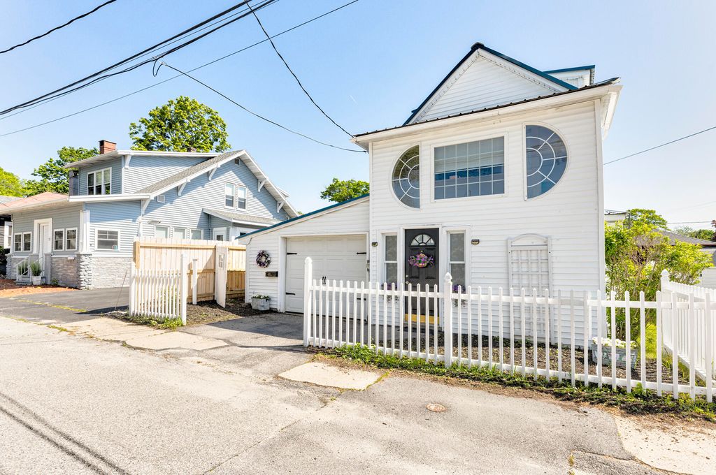 68 Central Park Avenue, Old Orchard Beach, ME 04064 — photo 2