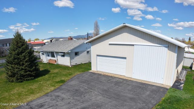 1147 W ORCHARD AVE, Hayden, ID 83835