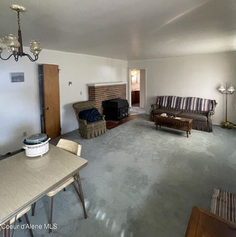 1147 W ORCHARD AVE, Hayden, ID 83835
