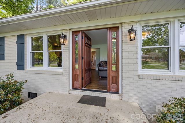 19041 Davidson Concord Road, Davidson, NC 28036