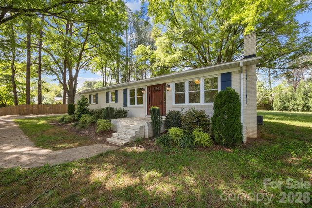 19041 Davidson Concord Road, Davidson, NC 28036