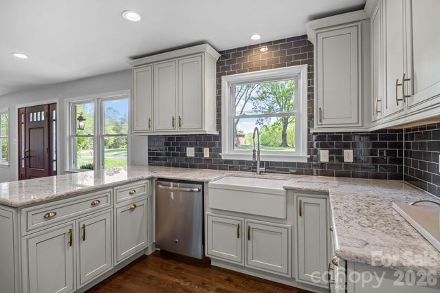 19041 Davidson Concord Road, Davidson, NC 28036