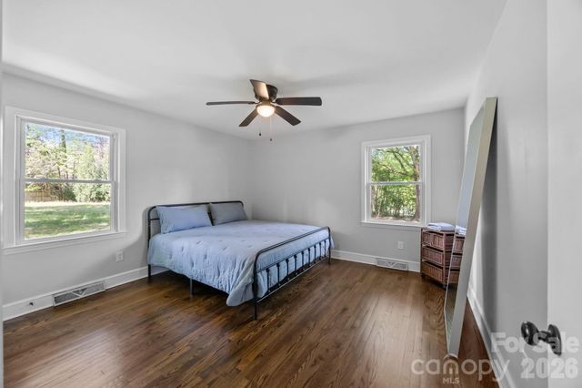 19041 Davidson Concord Road, Davidson, NC 28036