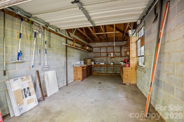 19041 Davidson Concord Road, Davidson, NC 28036