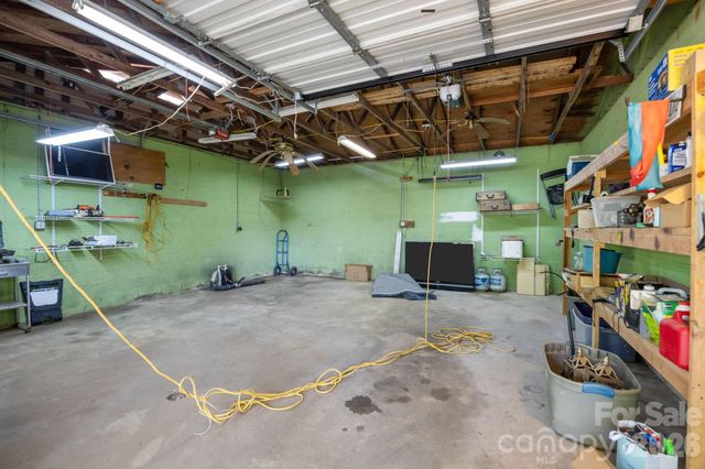 19041 Davidson Concord Road, Davidson, NC 28036