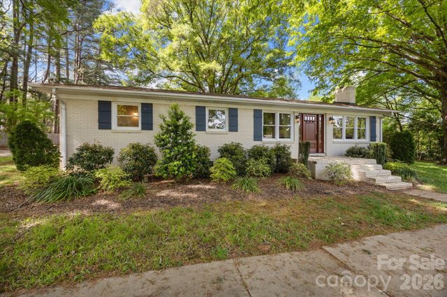 19041 Davidson Concord Road, Davidson, NC 28036